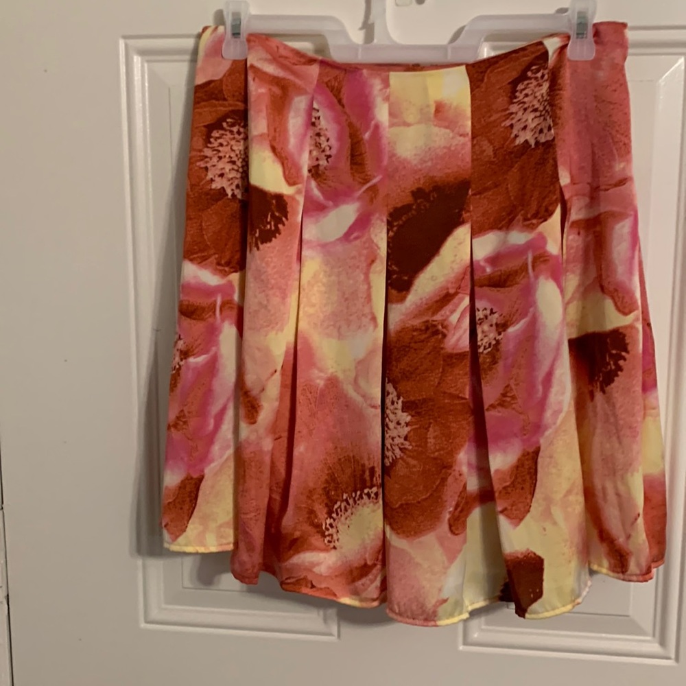 Flair skirt NWOT